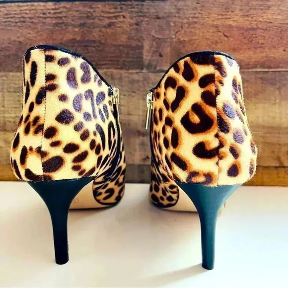 NWT Pelle Moda - Leopard Calf Hair Yelm Heel Bootie - Picture 5 of 10